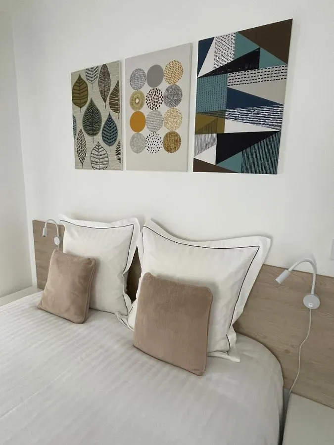 Apartment Aix Homes 
